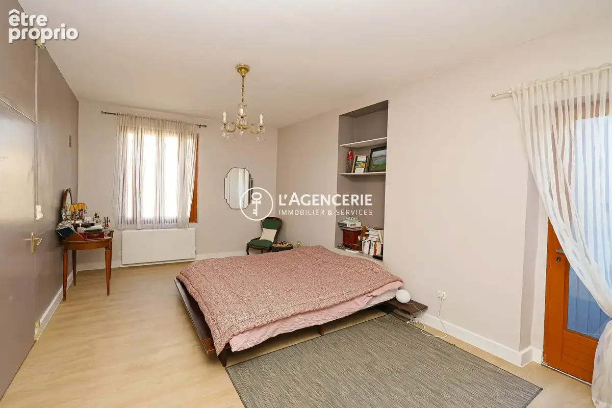 Maison 5 pièces 160 m² à vendre à Lescure-D'albigeois (81380) - photo 7