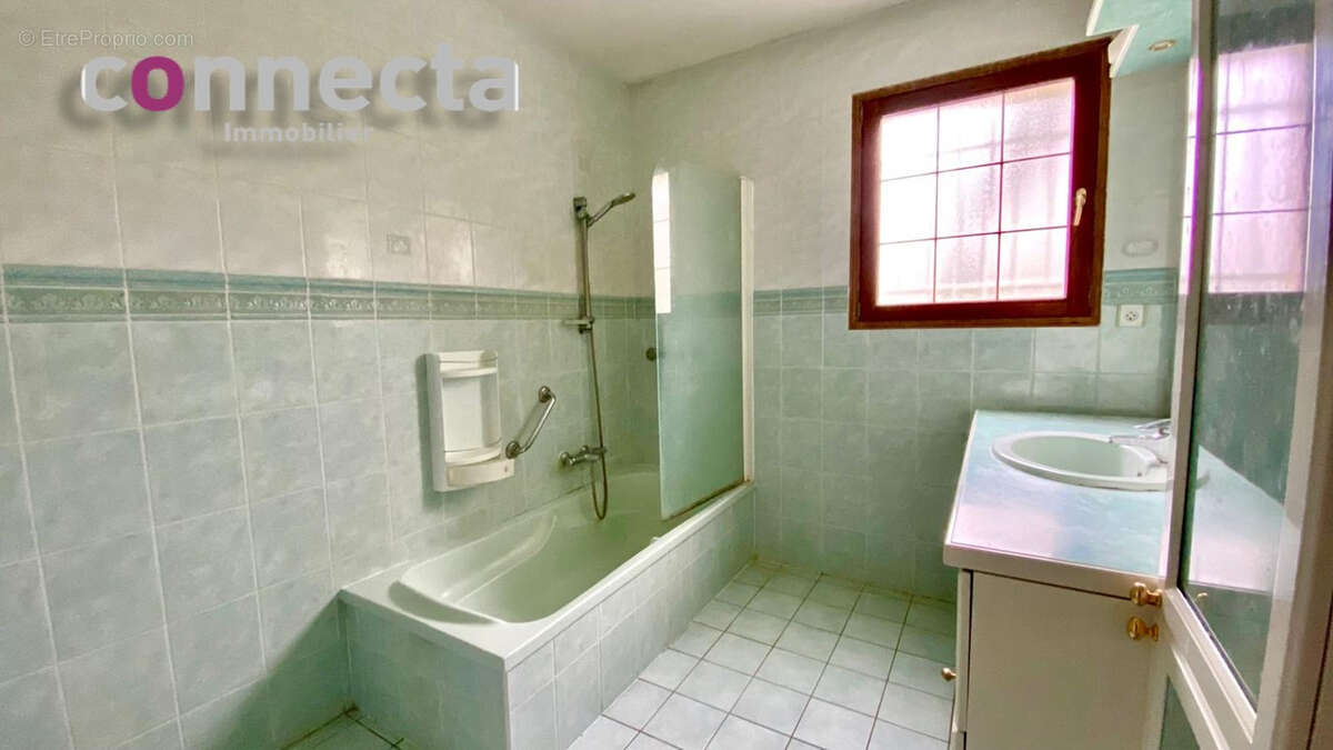 Maison à ROCHECORBON