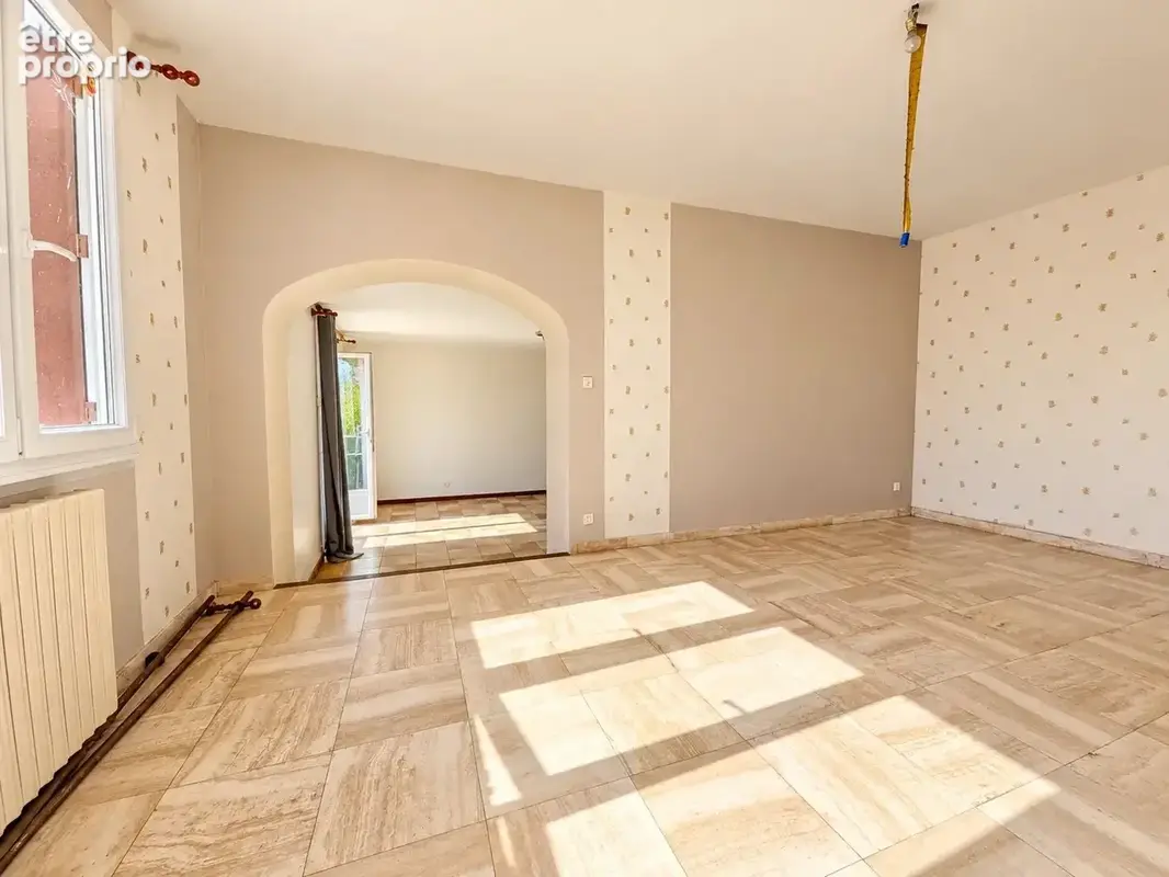 Ref 2324 - Maison avec grange, fort potentiel - photo 5