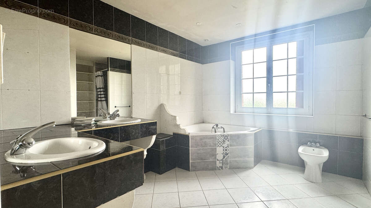 Maison 6 pièces - 120m2 - photo 10