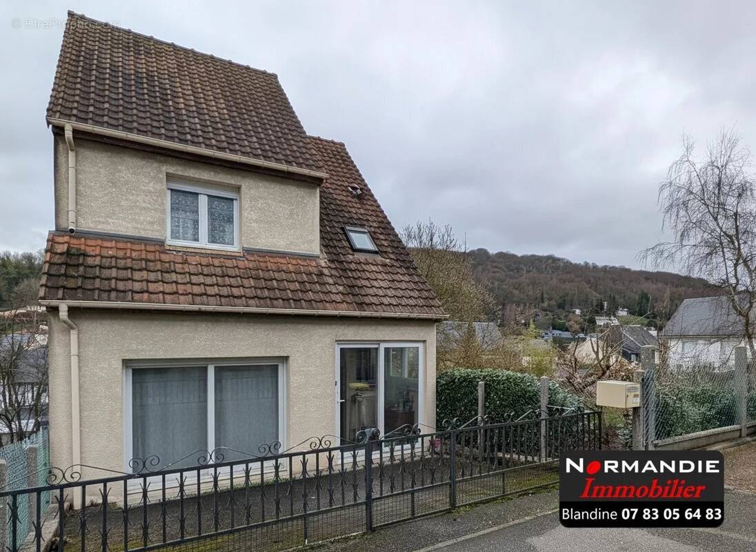 Maison à LILLEBONNE