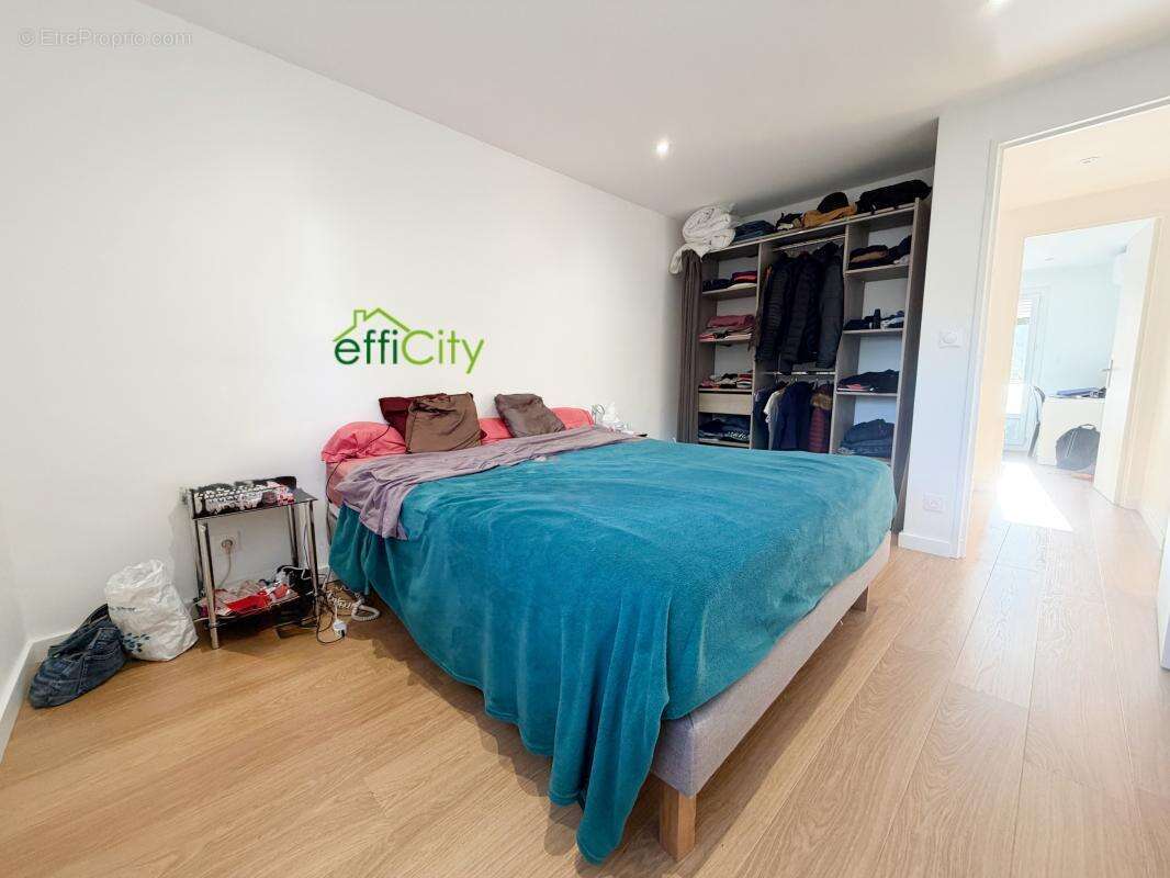 Appartement à MARSEILLE-10E