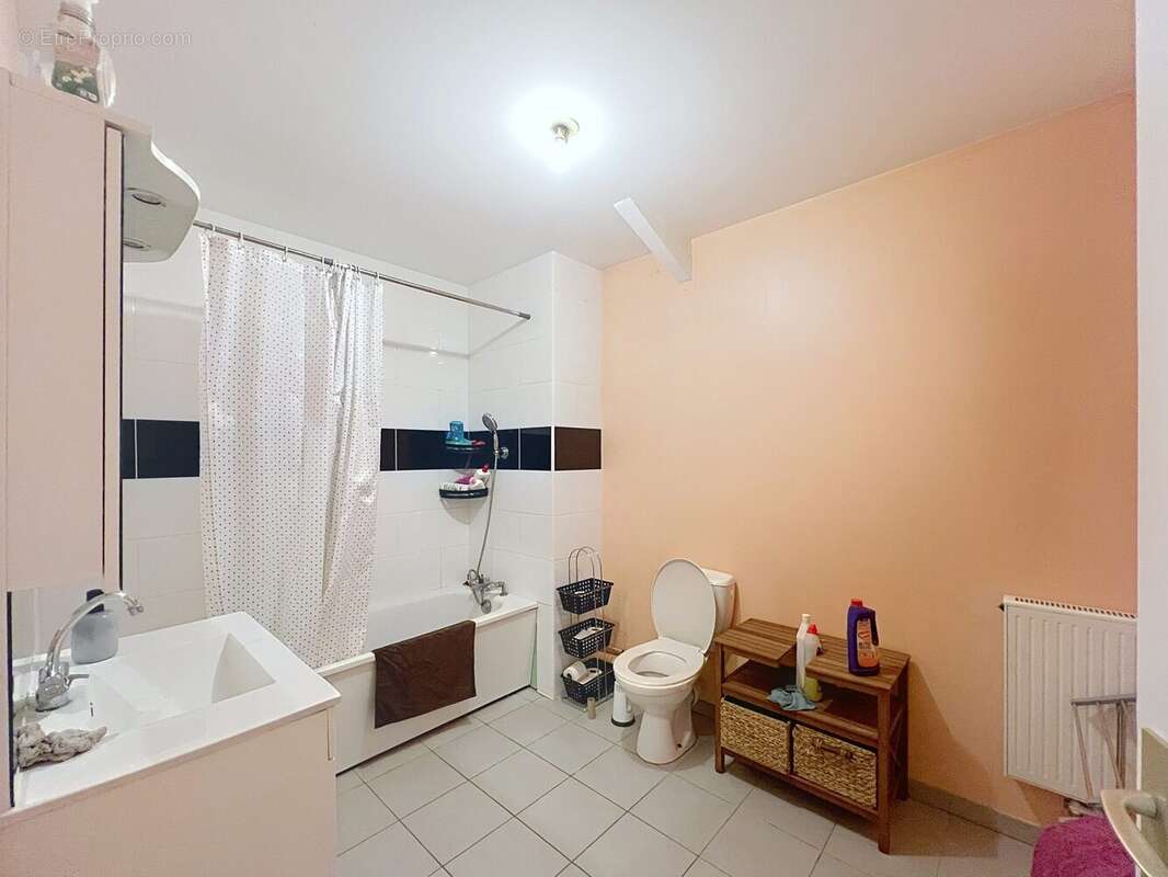 Appartement à VILLEBAROU