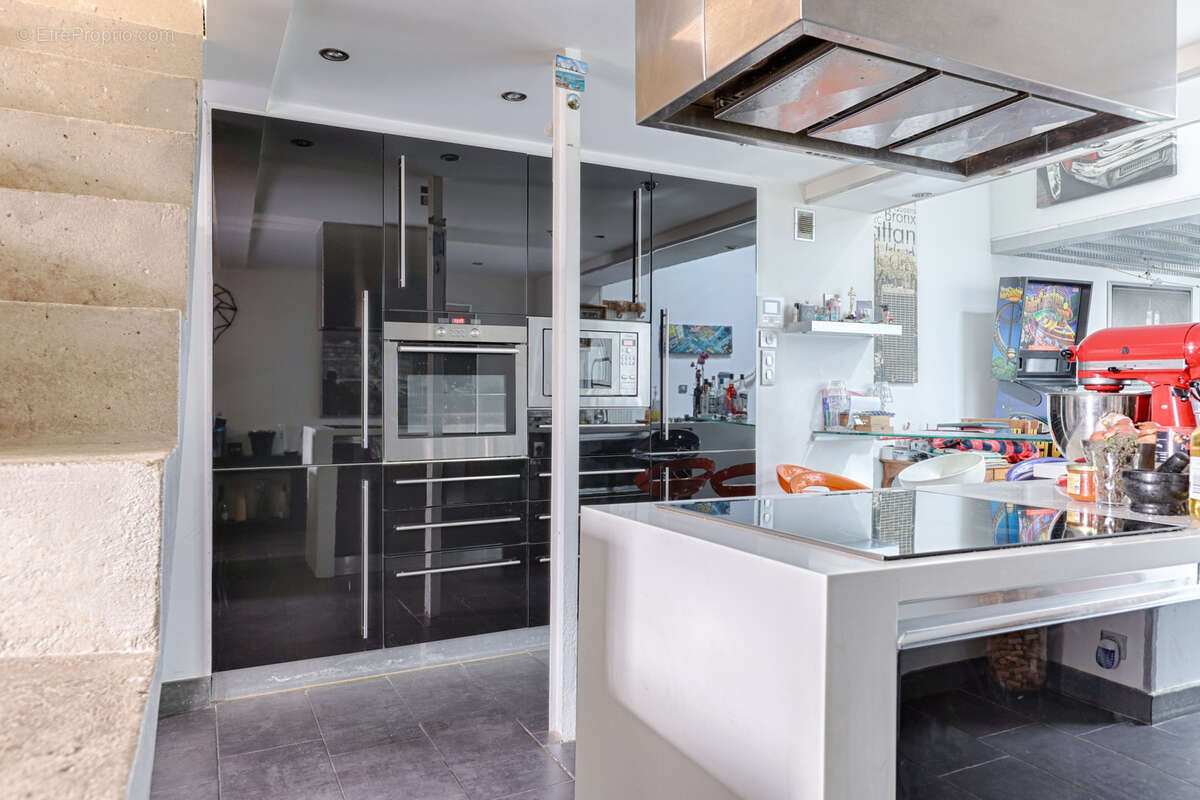 Autre à ASNIERES-SUR-SEINE