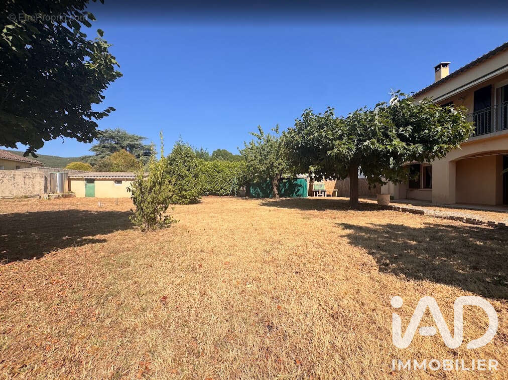 Maison 103 m² à Laroque  - photo 2