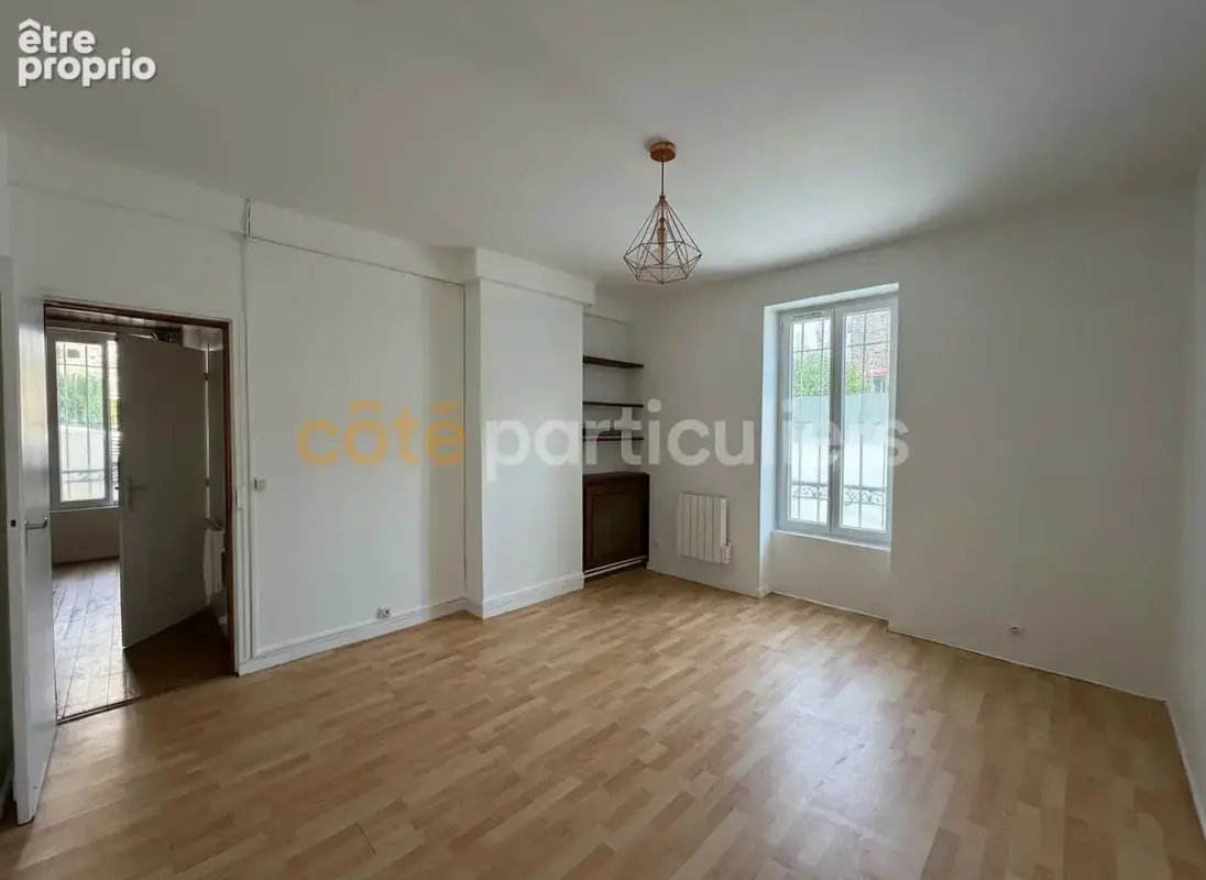 Villeneuve-Saint-Georges : ensemble 7 pièces: 3 pièces 75,73 m² + studio + sous-sol - photo 2