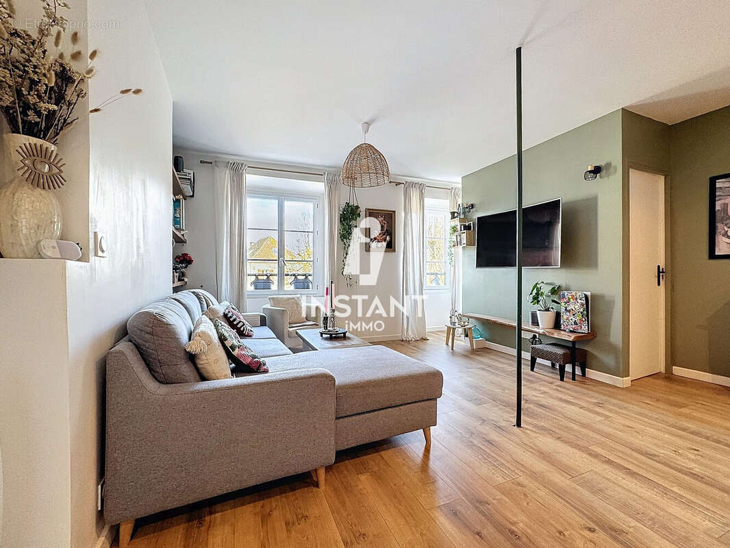 Appartement à LESIGNY