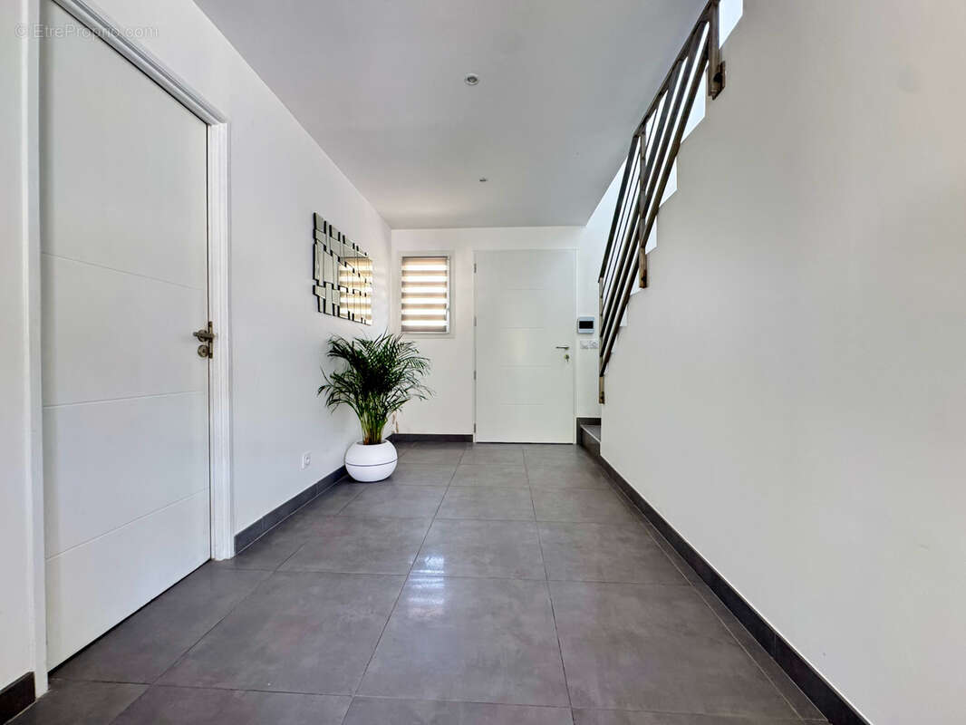 Maison à MONTARNAUD