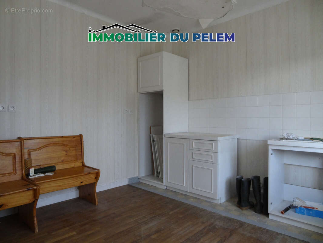 Maison à PLOUNEVEZ-QUINTIN