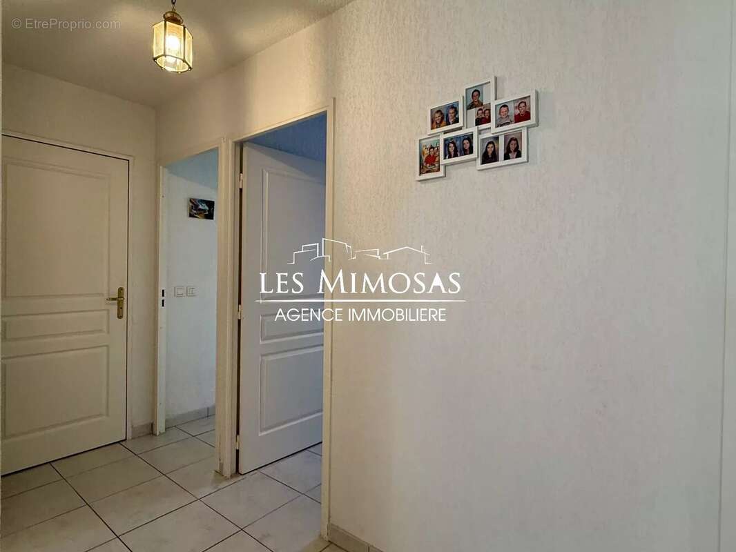 Appartement à FREJUS