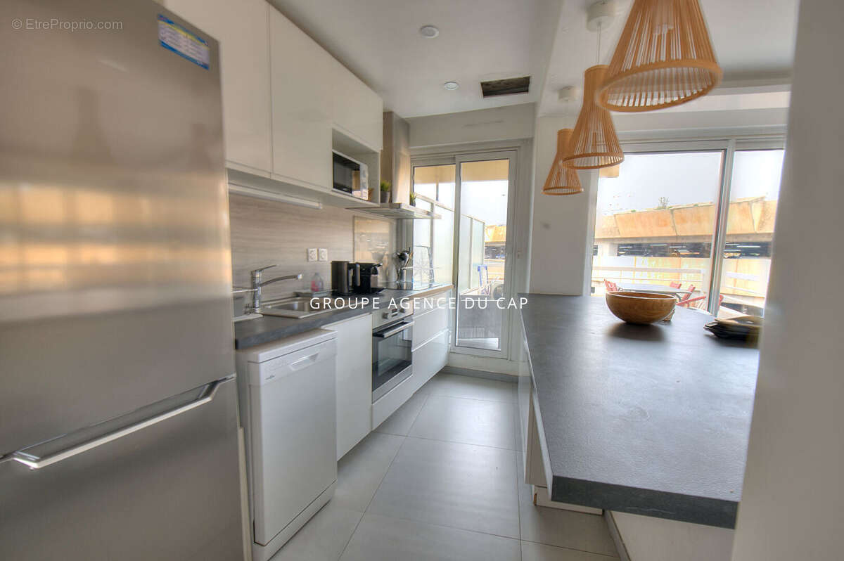 Appartement Saint Raphael centre ville et mer - photo 9