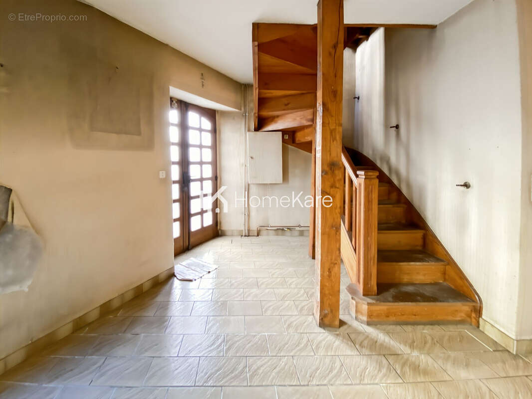 Maison à SALIES-DU-SALAT