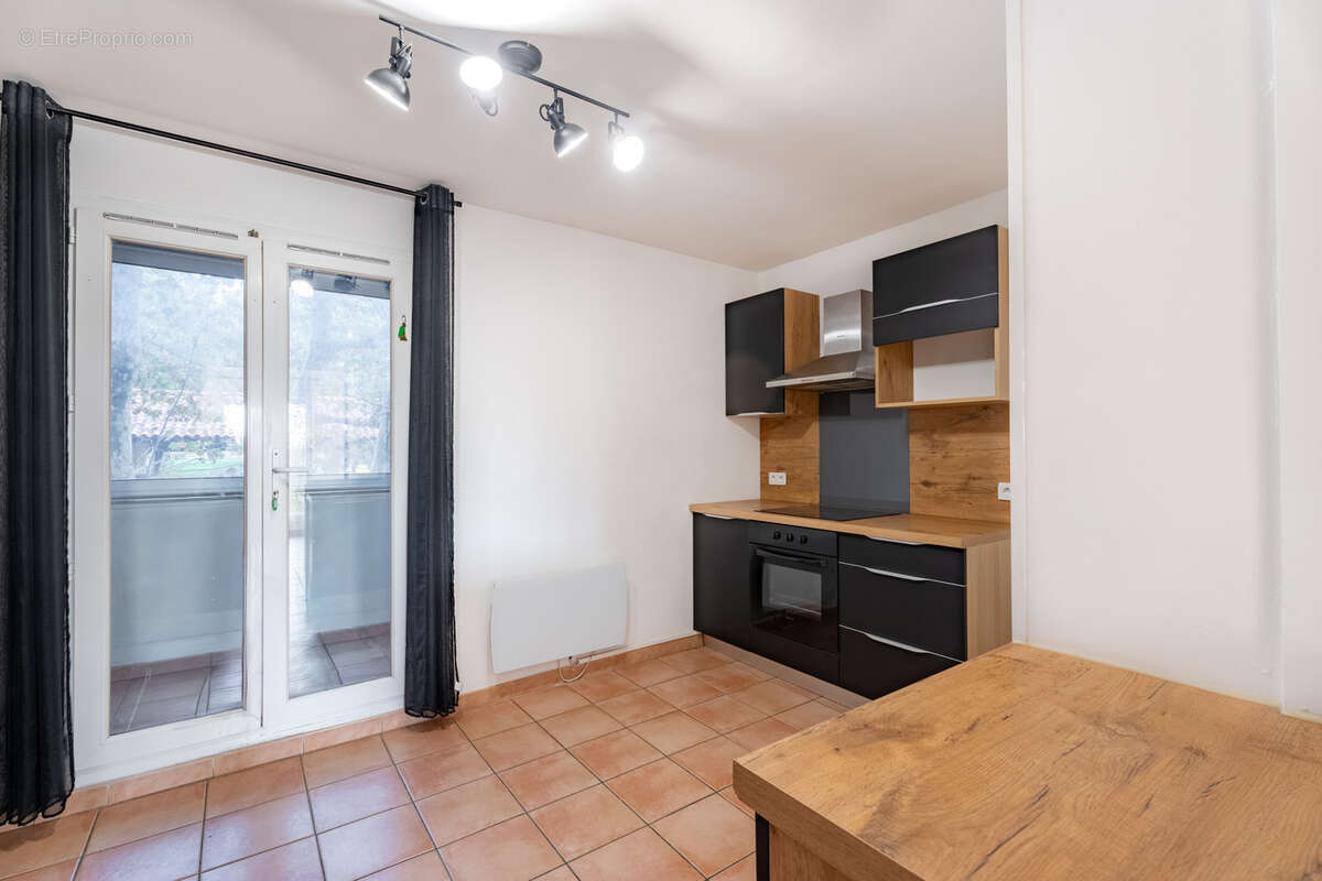 Appartement à MARSEILLE-15E
