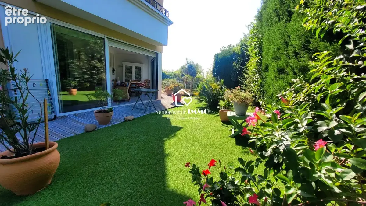 Appartement 4 pièces 87 m² à vendre à Hyeres (83400) - photo 3