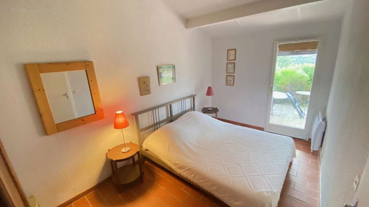 Maison à LA LONDE-LES-MAURES