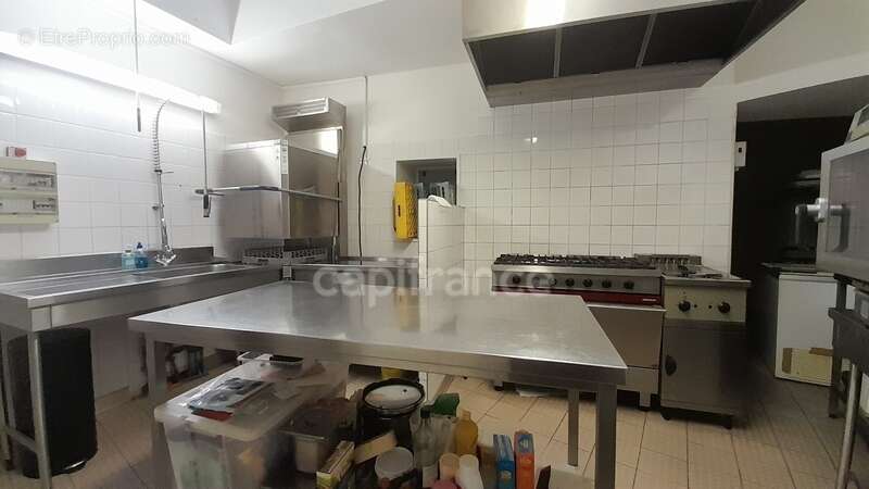 Commerce à LE HORPS