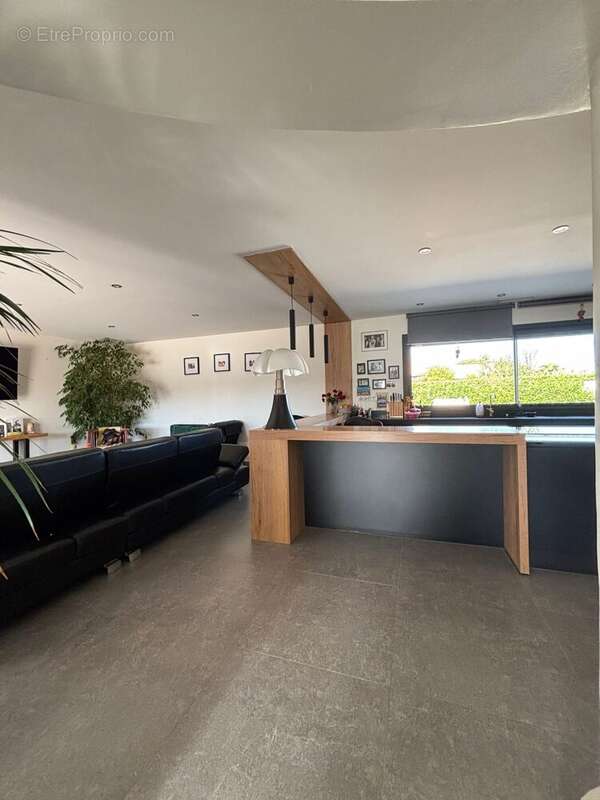 Maison à VILLEMOUSTAUSSOU