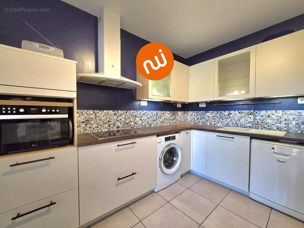 Appartement à TASSIN-LA-DEMI-LUNE