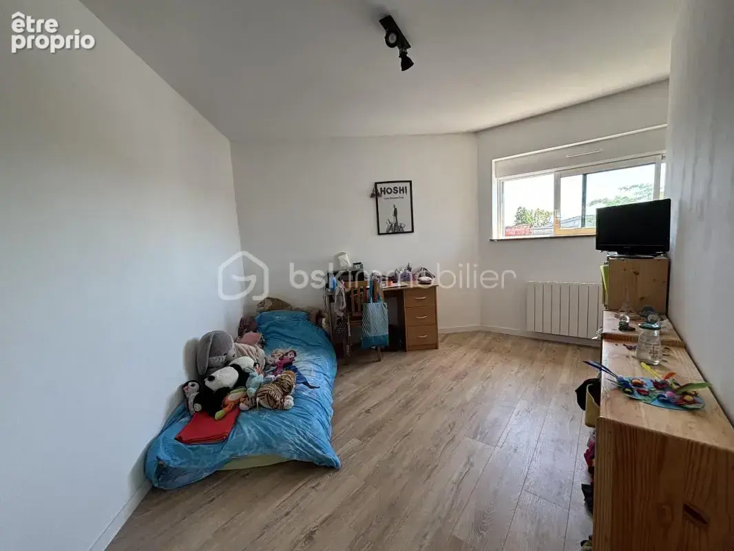 Maison familiale 120 m² – 5 chambres – Rénovation récente – La Bruffière aux portes de Treize-Septiers - photo 11