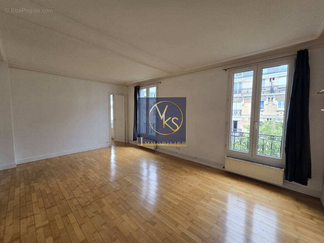 Appartement à PARIS-20E