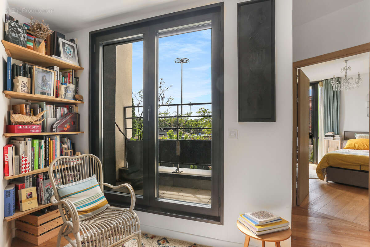 SAINT MAUR DES FOSSES Magnifique appartement comme une maison avec jardin - photo 7