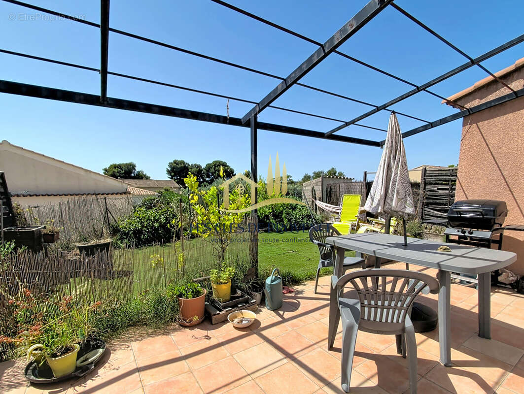 Maison à LA FARE-LES-OLIVIERS
