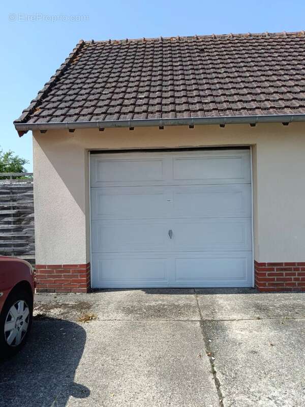 Grandvilliers centre ville : spacieux appartement - photo 2