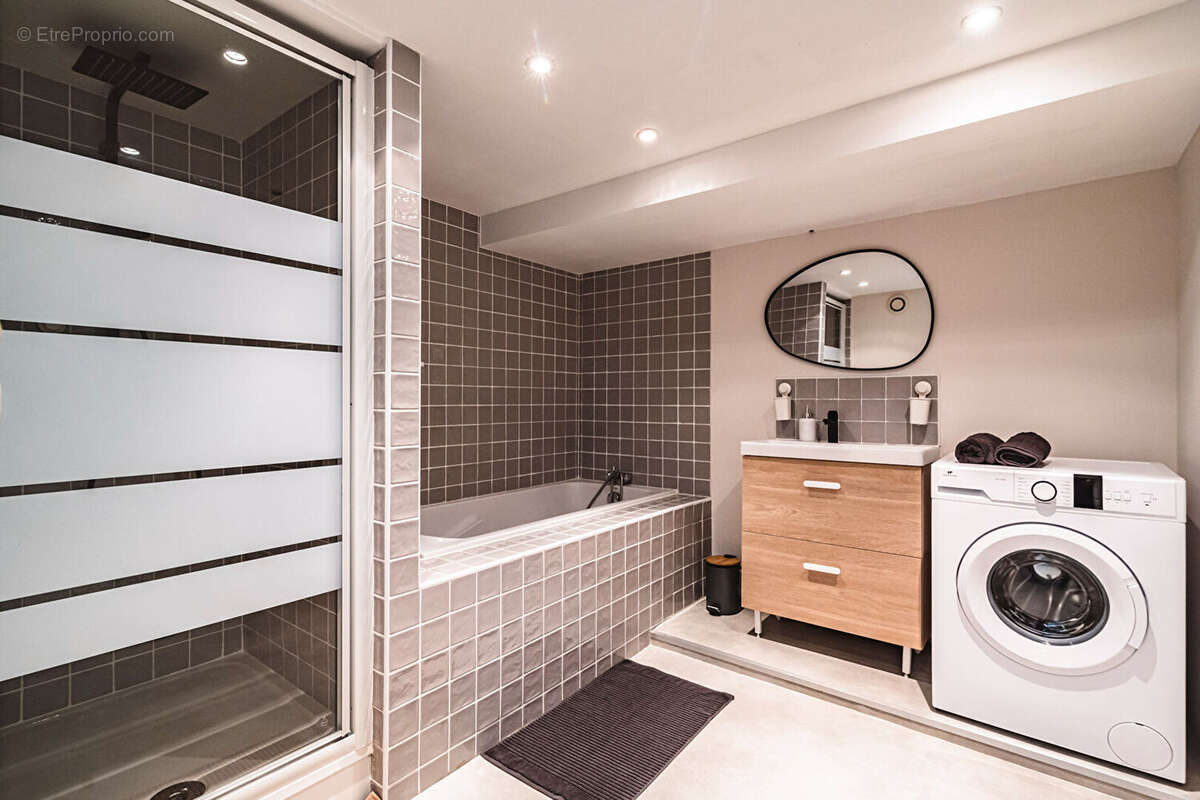 Appartement 3 pieces 81.5 m2 - reims jean jaures - photo 8
