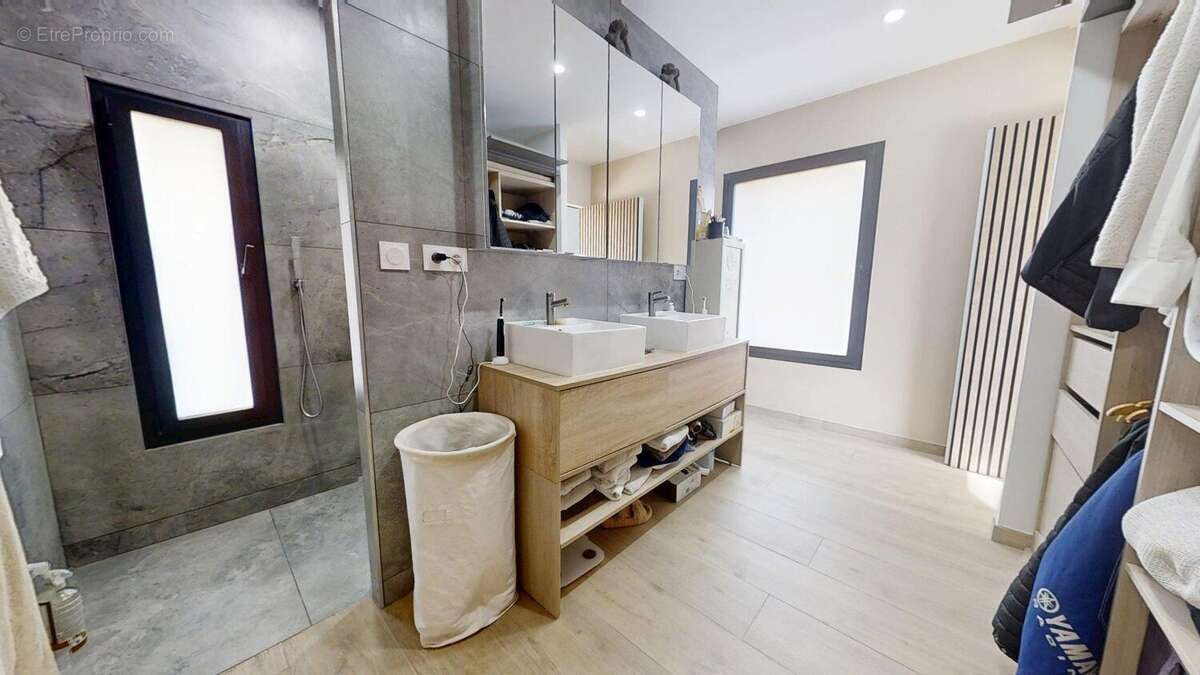 Photo 6 - Maison à SIX-FOURS-LES-PLAGES