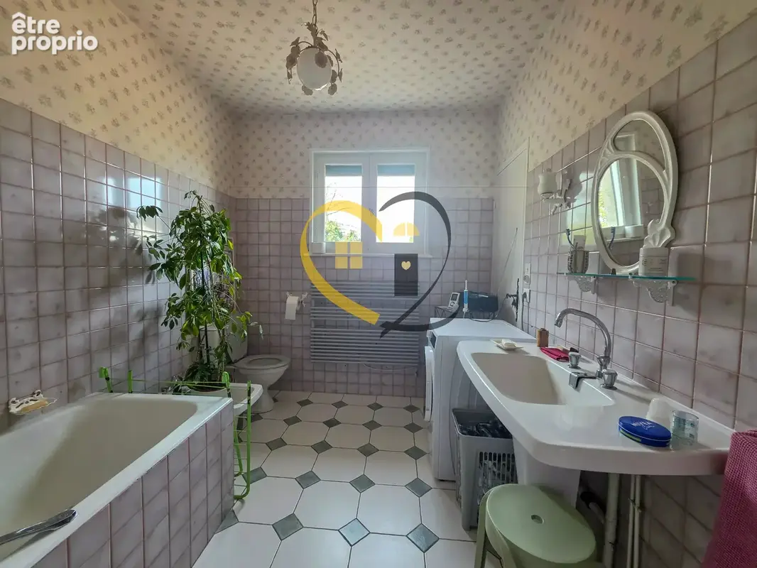 Maison plain-pieds de 148 m² à Trevol - photo 13