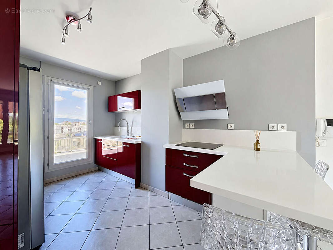 Appartement à SEYNOD