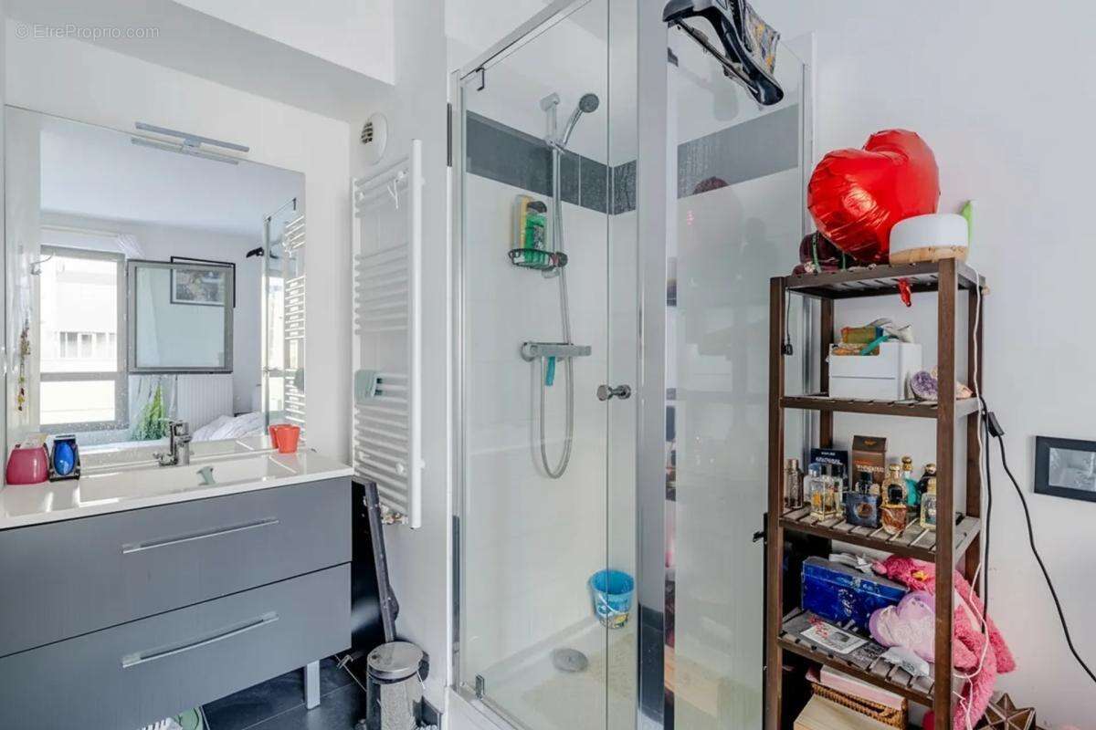 Appartement à COLOMBES