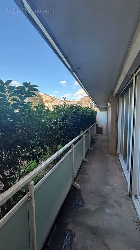 Appartement à PORT-DE-BOUC