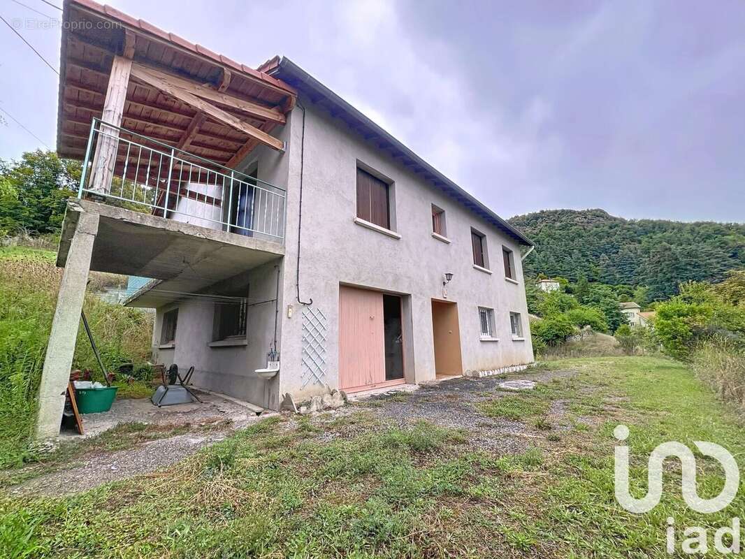 Photo 3 - Maison à BRIVES-CHARENSAC