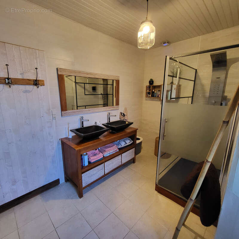 Maison à SAINT-SATURNIN