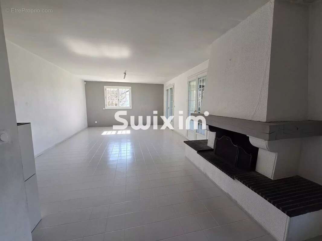 Maison à LONS-LE-SAUNIER