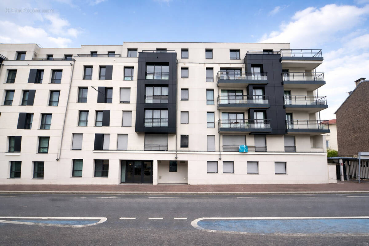 Appartement à SURESNES