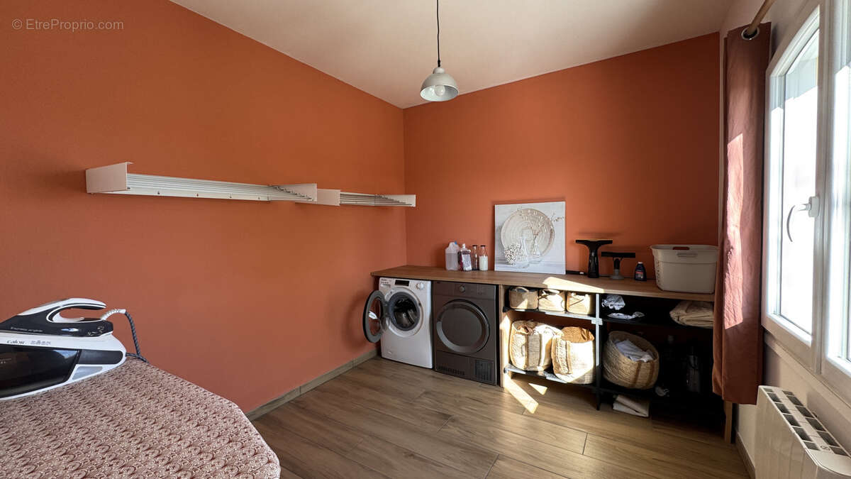 Maison à BARBEZIEUX-SAINT-HILAIRE