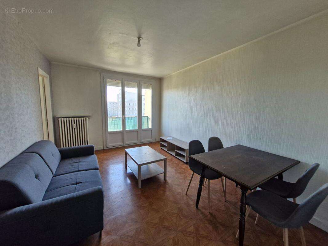 Appartement à ROANNE