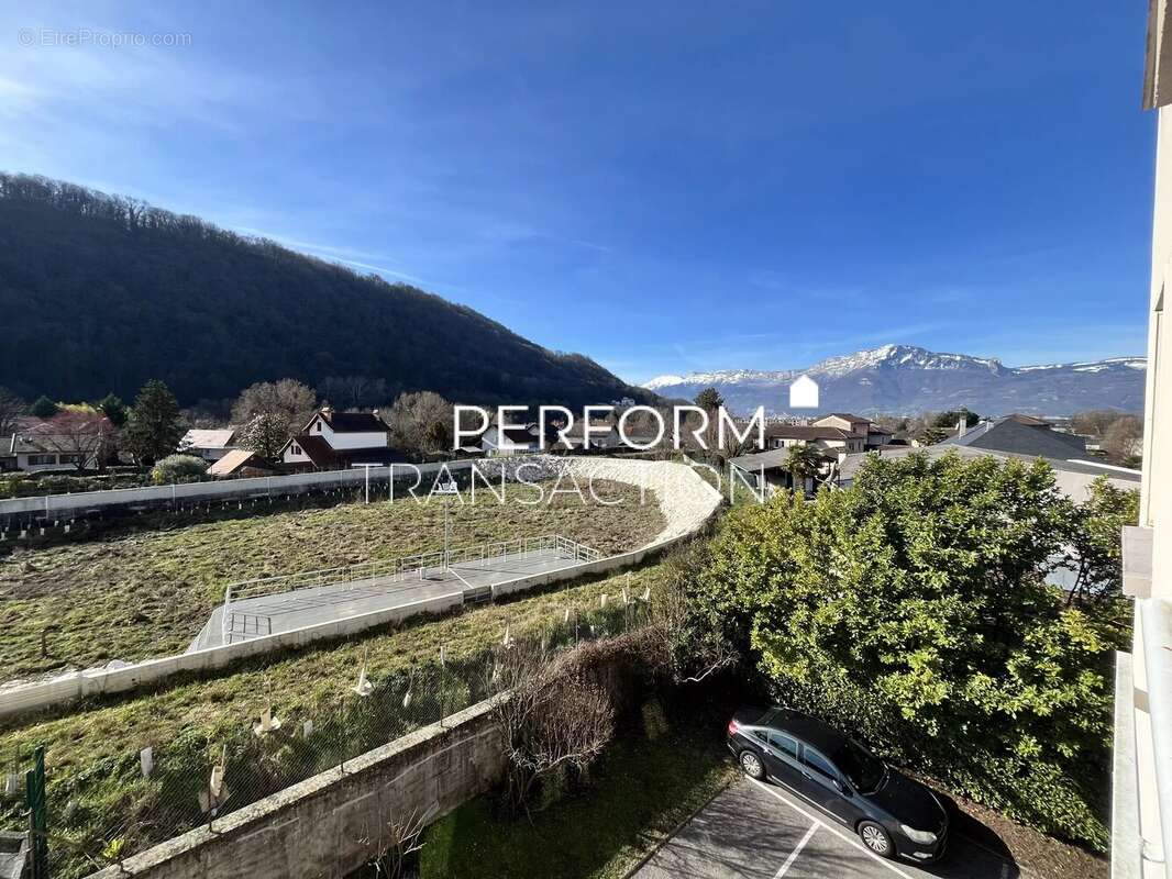 Appartement à GIERES