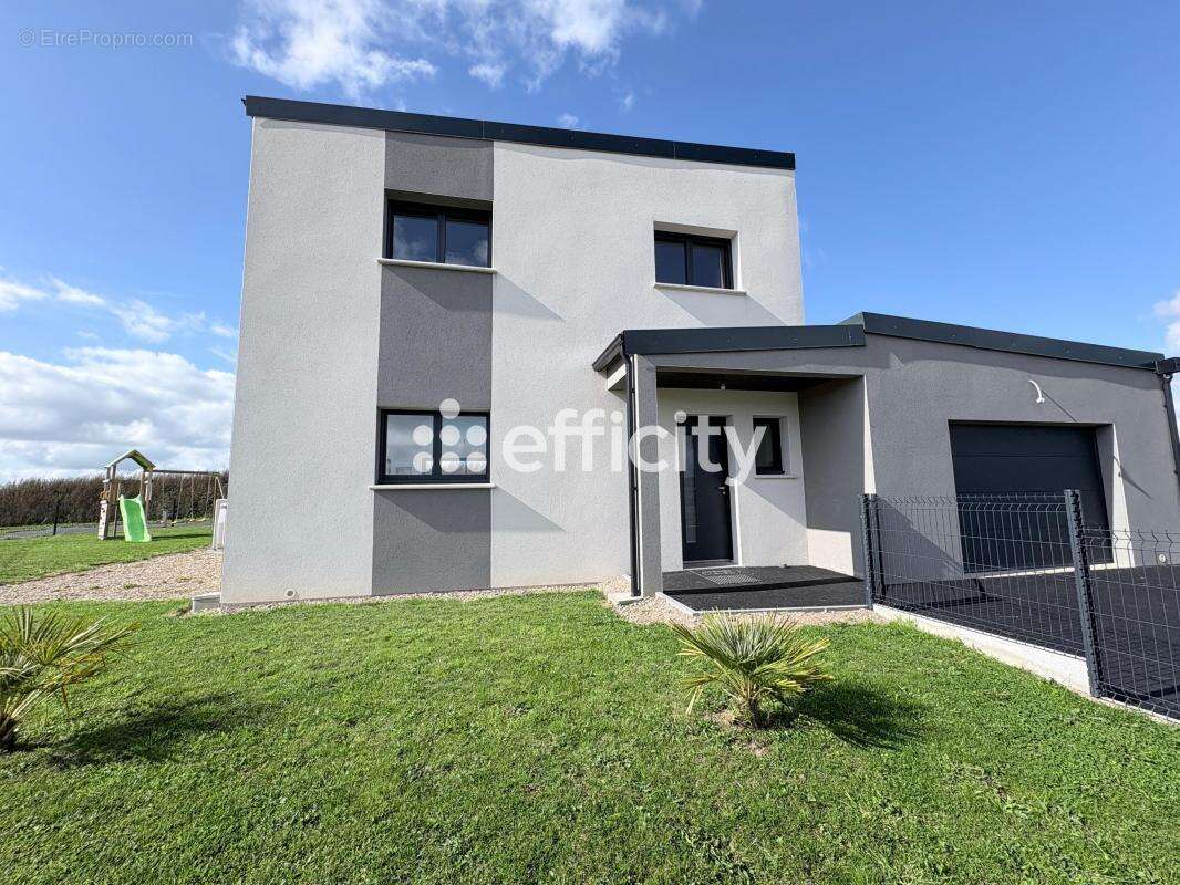 Maison à TORIGNI-SUR-VIRE