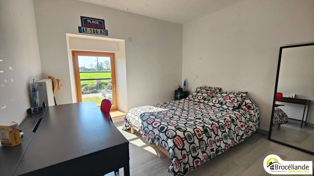 Maison à SAINT-GILLES