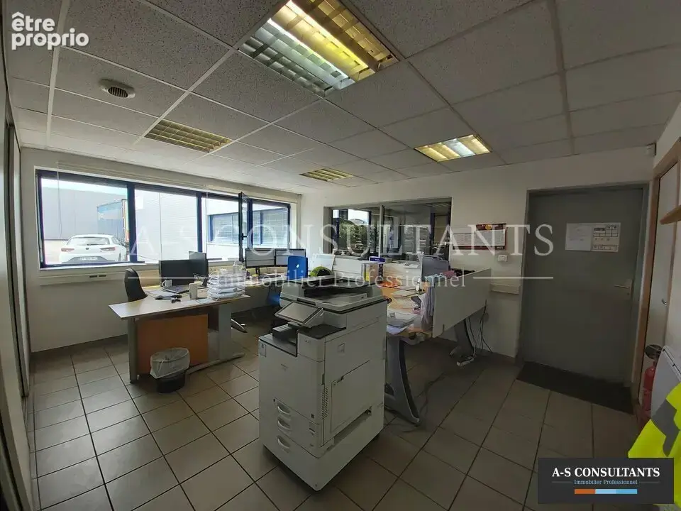 Local occupe - investisseur à vendre - photo 3