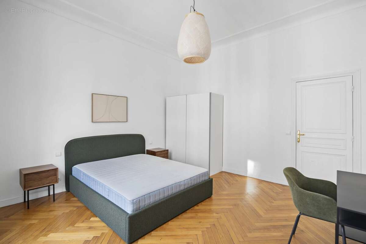 Appartement 190 m² à Paris-16e  - photo 20