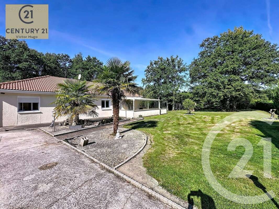 Maison à RILHAC-RANCON