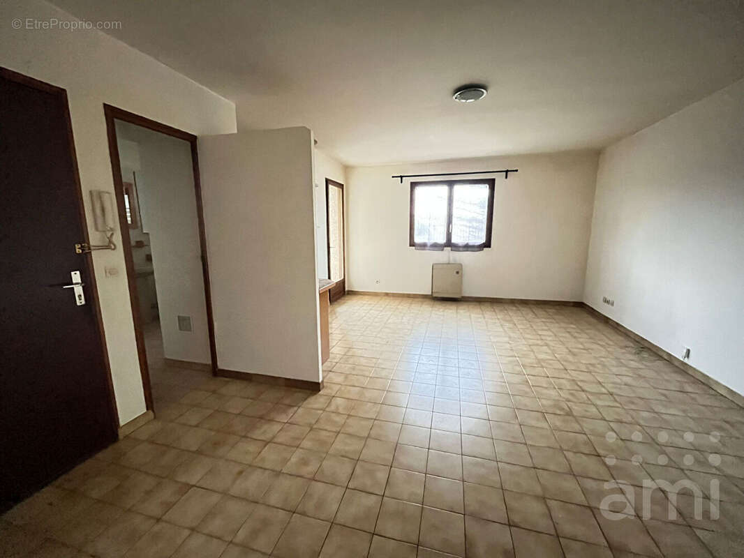 Appartement à TREMBLAY-EN-FRANCE