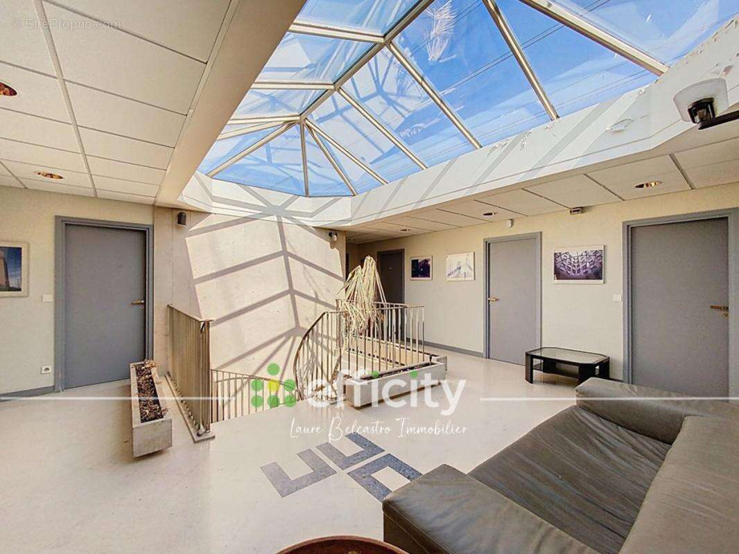 Commerce à BOISSY-SAINT-LEGER