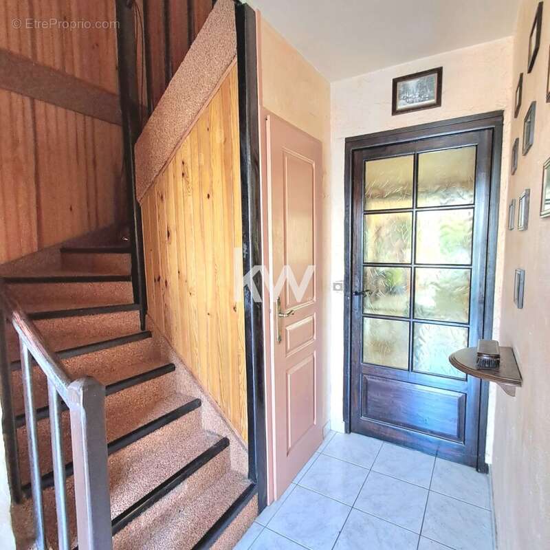 Maison à COMBS-LA-VILLE