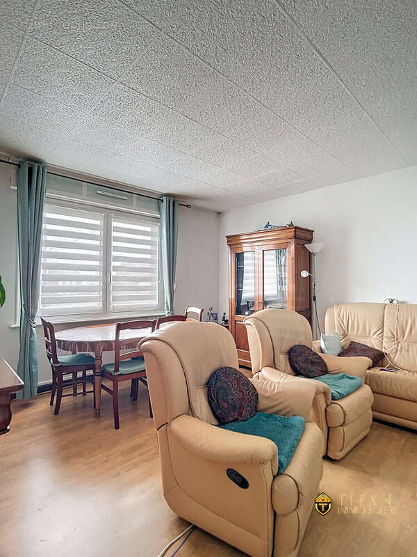 Immeuble de rapport - Ghyvelde (59122)
