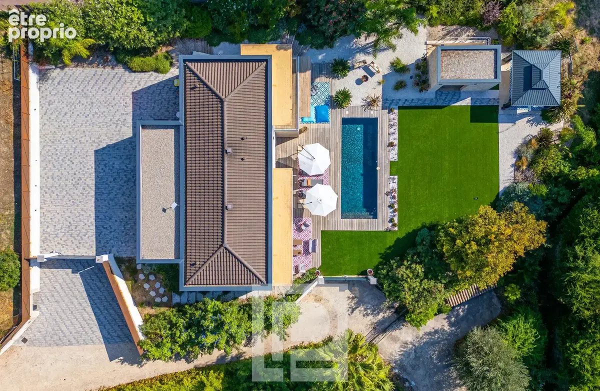 Superbe villa contemporaine au calme, avec vue dégagée sur les collines - photo 24